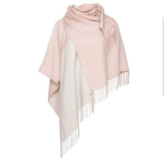 Soia & Kyo Mirel Fringe Scarfigan Shawl Wrap Poncho Cardigan OS NWT - Picture 8 of 16